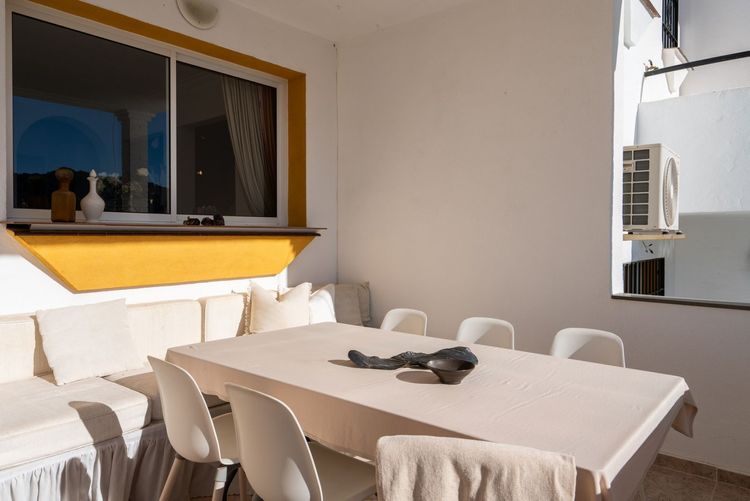 House | Resale in Monda in Monda, Costa del Sol - Photo 5