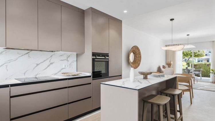 Apartment | Resale in Nueva Andalucía - Development photo 1