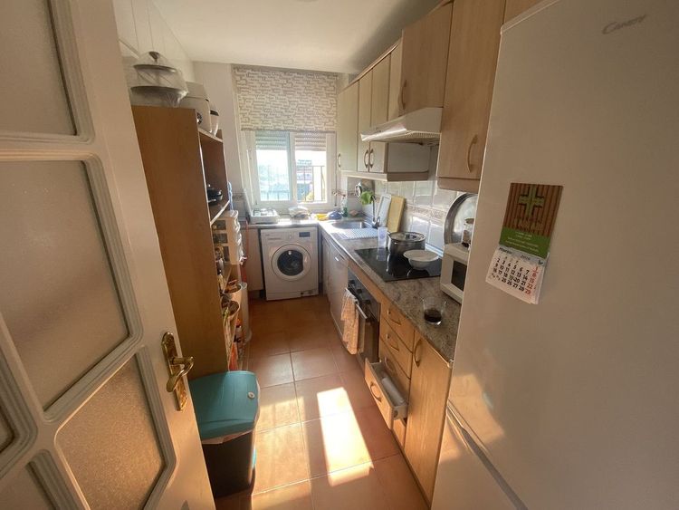 Apartment | Resale in Nueva Andalucía in Nueva Andalucía Others, Costa del Sol - Photo 5