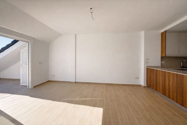 Apartment | Resale in Fuengirola in Fuengirola Others, Costa del Sol - Photo 5