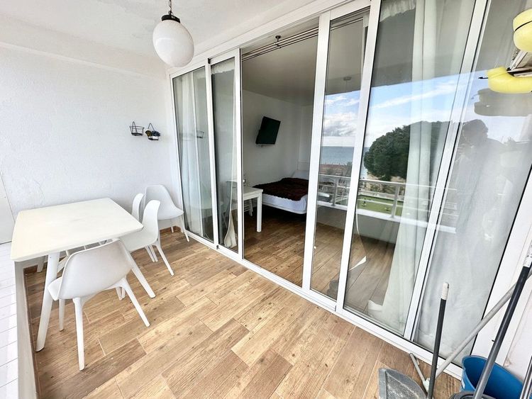 Apartment | Resale in Benalmadena in Benalmadena Others, Costa del Sol - Photo 4