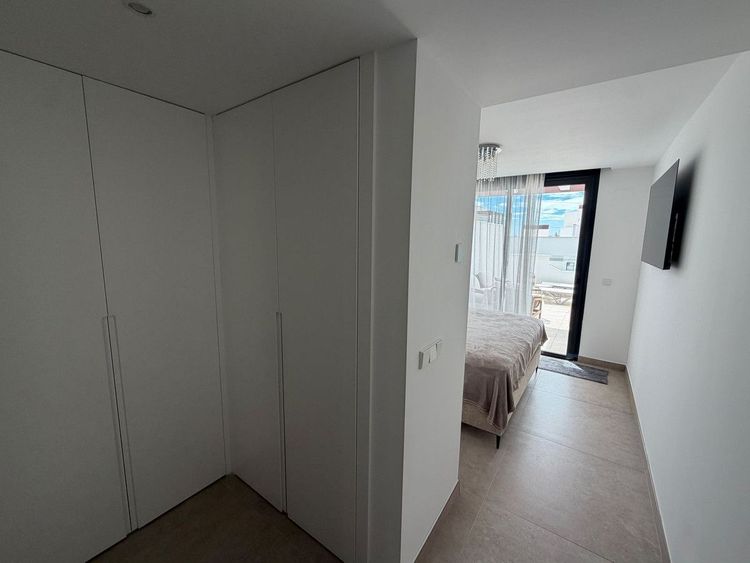 Penthouse | Resale in Estepona in Estepona, Costa del Sol - Photo 3