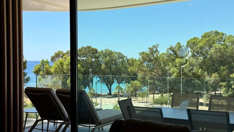 Apartment | Resale in Villajoyosa in Villajoyosa, Costa Blanca - Photo 5