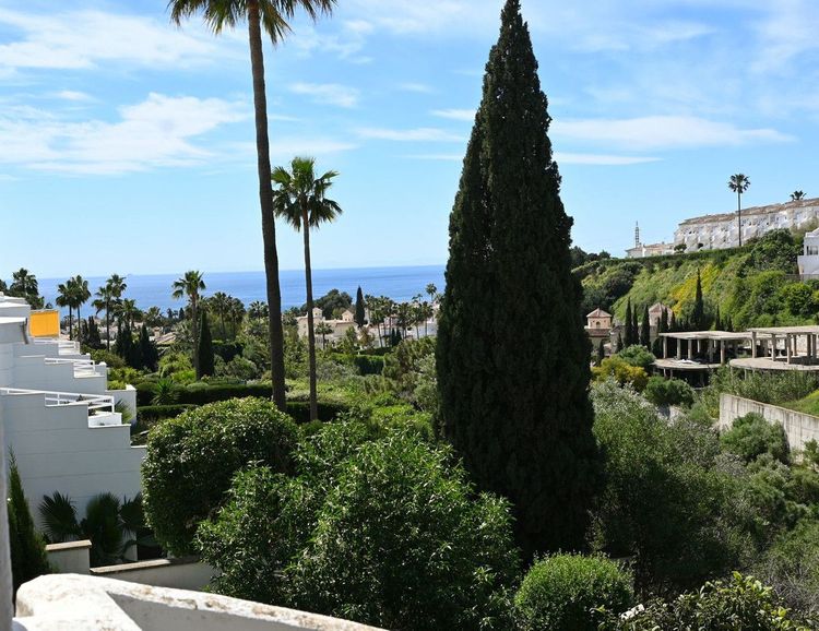 House | Resale in Calahonda - Development photo 1