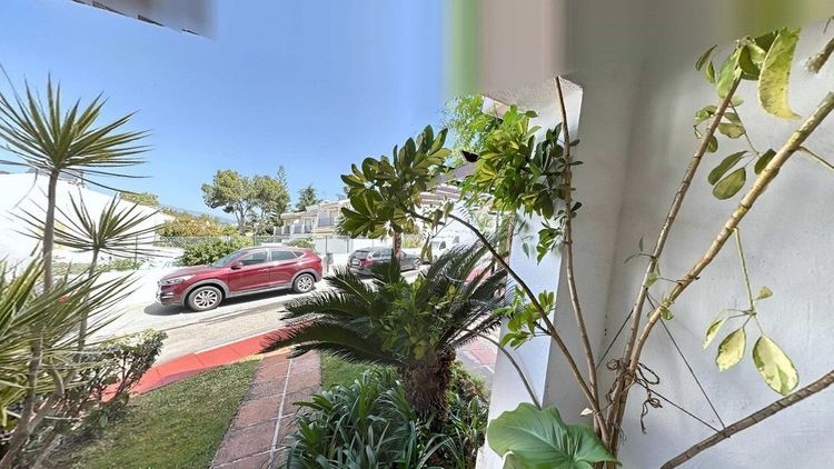 House | Resale in Atalaya in Atalaya, Costa del Sol - Photo 3