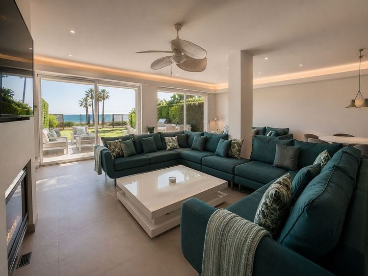 House | Resale in New Golden Mile in New Golden Mile, Costa del Sol - Photo 4
