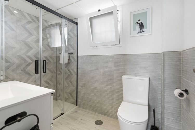 Apartment | Resale in Benalmadena in Benalmadena Others, Costa del Sol - Photo 5