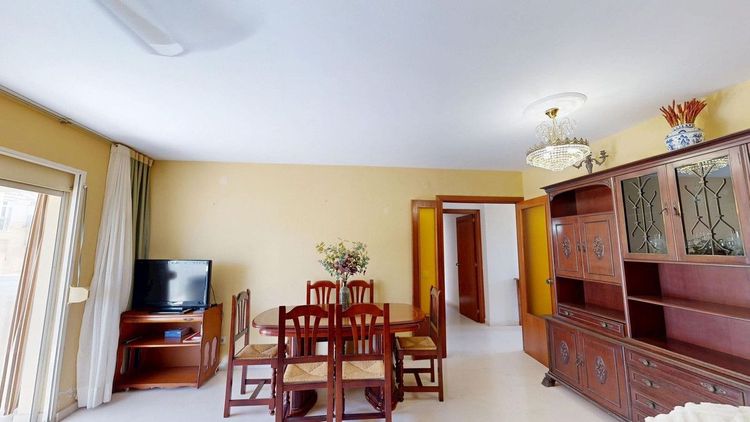 Apartment | Resale in Fuengirola in Fuengirola Others, Costa del Sol - Photo 2
