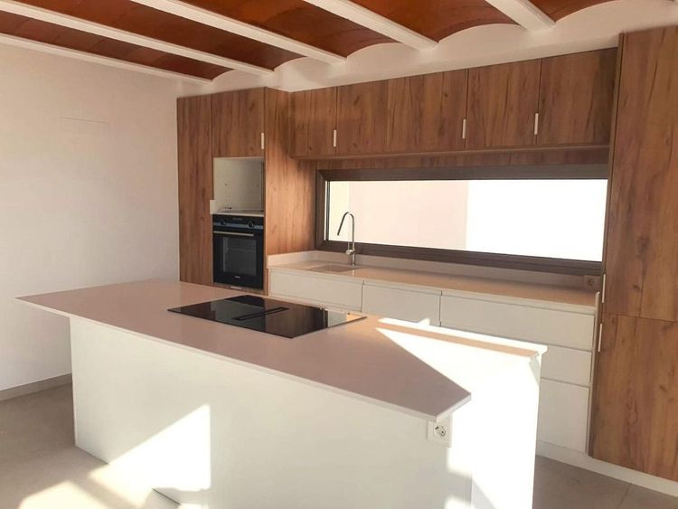House | Resale in Orcheta in Orcheta, Costa Blanca - Photo 3
