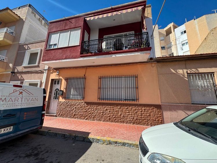 Apartment | Resale in Guardamar del Segura in Guardamar del Segura, Costa Blanca - Photo 2