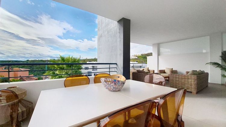 Apartment | Resale in Casares in Casares Others, Costa del Sol - Photo 2