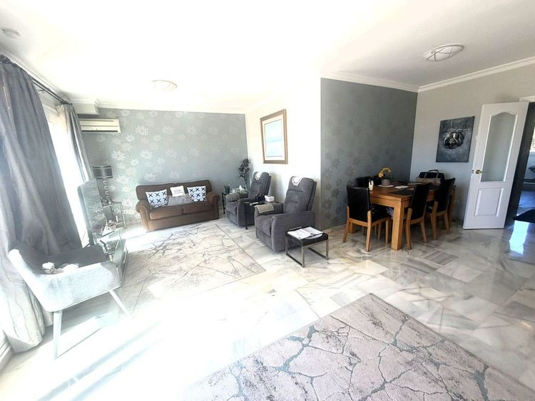 Penthouse | Resale in El Paraiso in El Paraiso, Costa del Sol - Photo 4