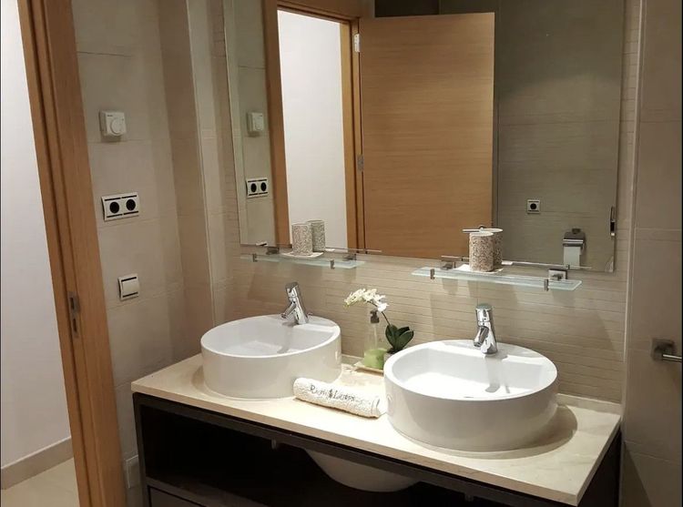 Apartment | Resale in Altos de los Monteros in Altos de los Monteros, Costa del Sol - Photo 4