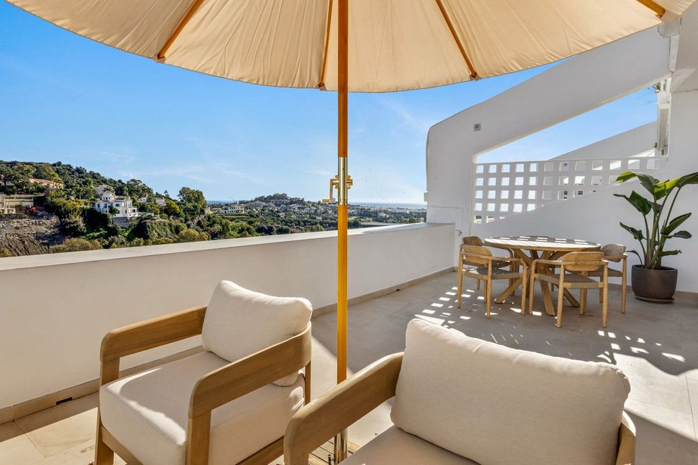 Apartment | Resale in La Quinta in La Quinta, Costa del Sol - Main property photo