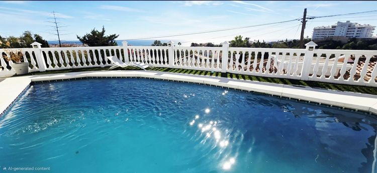 listing card gallery