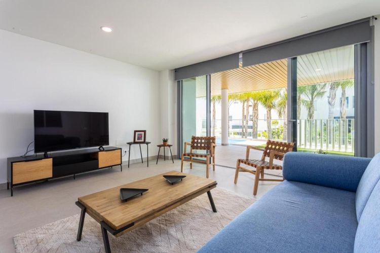 Apartment | Resale in Calanova Golf in Calanova Golf, Costa del Sol - Photo 5