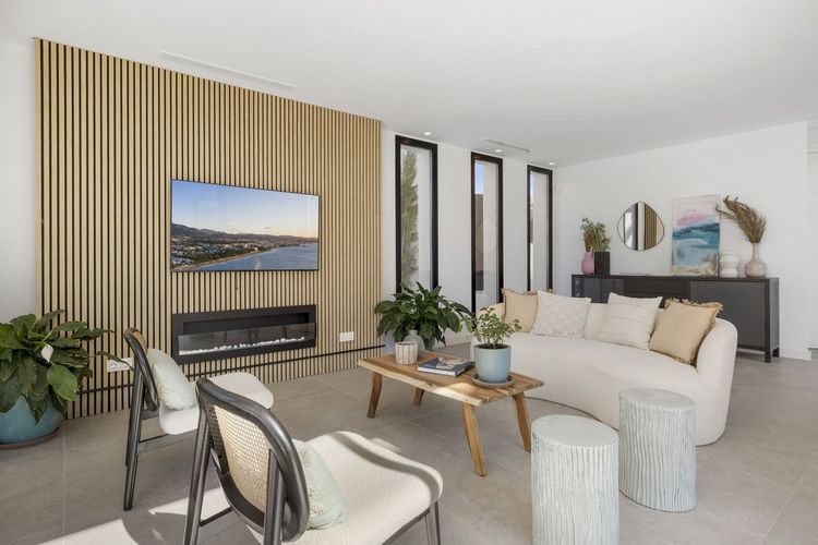 House | Resale in Marbesa in Marbesa, Costa del Sol - Photo 4