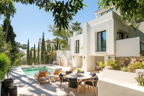 Detached house in Nueva Andalucía — Nueva Andalucía Others, Costa del Sol