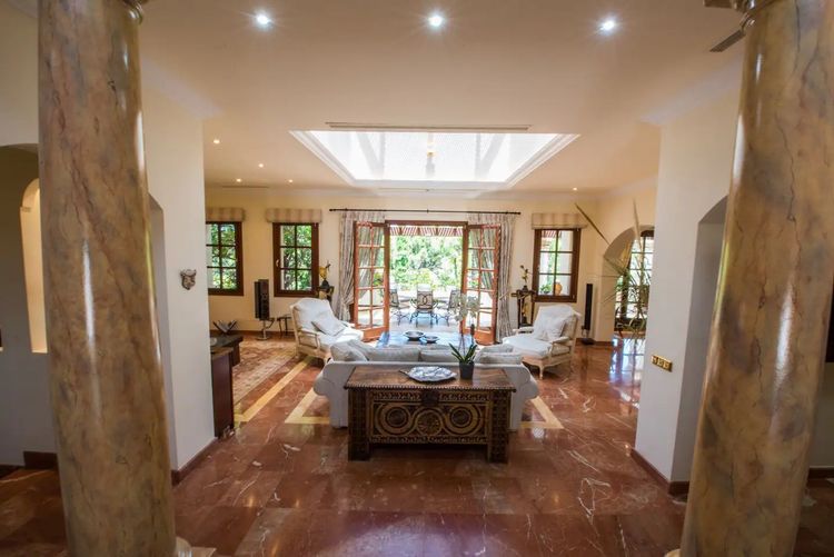 House | Resale in La Zagaleta in La Zagaleta, Costa del Sol - Photo 5