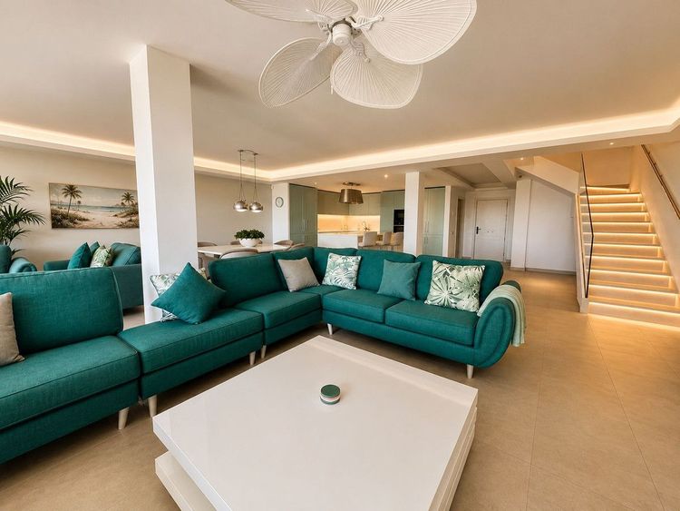 House | Resale in New Golden Mile in New Golden Mile, Costa del Sol - Photo 5