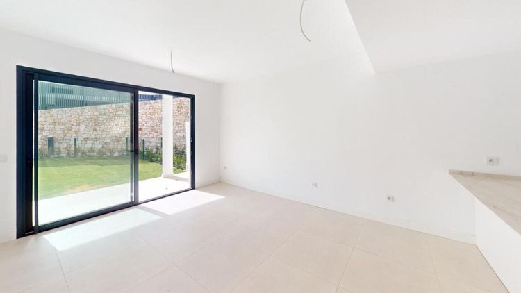 Apartment | Resale in Higueron in Higueron, Costa del Sol - Photo 4