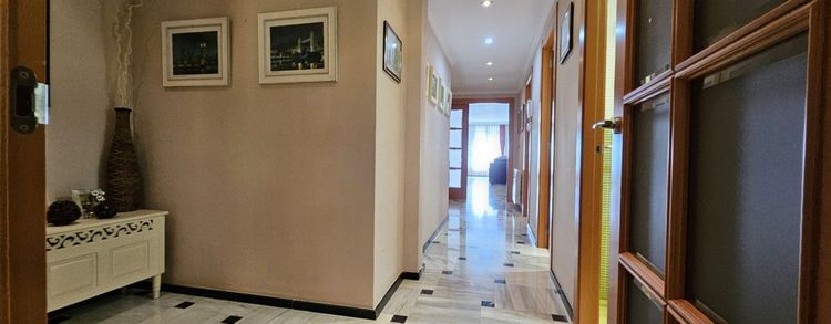 Apartment | Resale in Benidorm in Benidorm, Costa Blanca - Photo 4