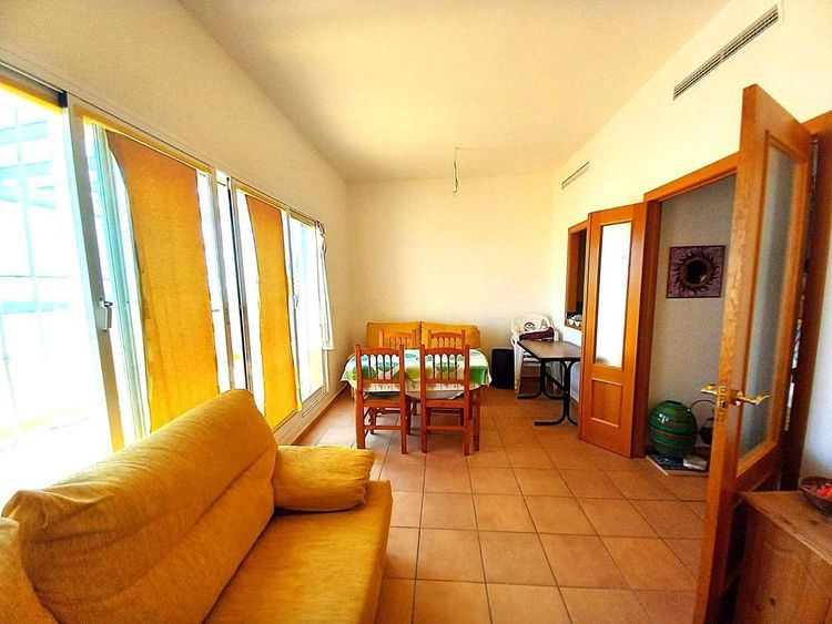 House | Resale in Finestrat in Finestrat, Costa Blanca - Photo 3