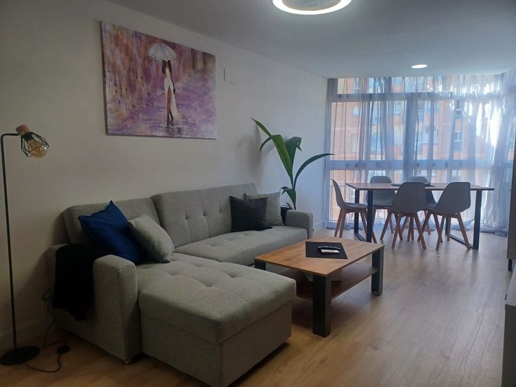Apartment | Resale in Benalmadena in Benalmadena Others, Costa del Sol - Photo 3