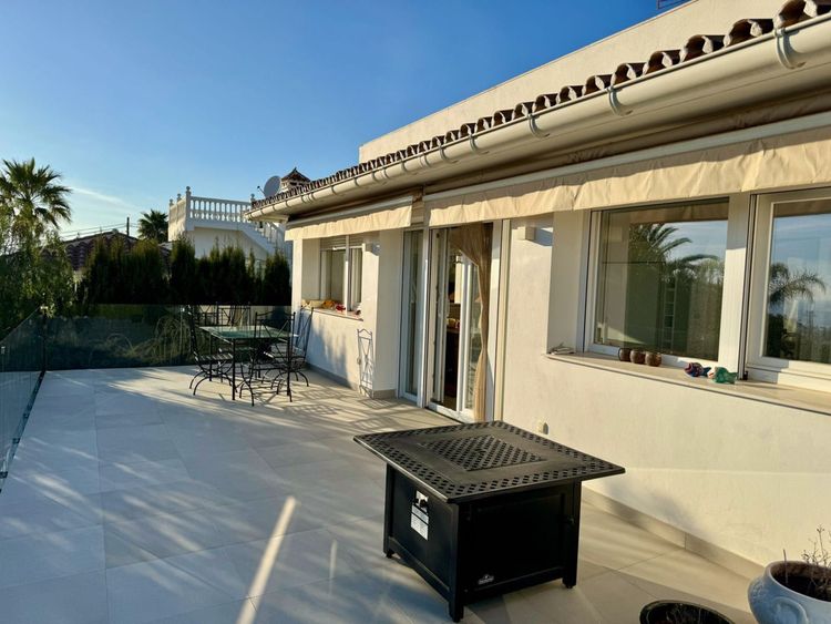 Renovation Opportunity House | Resale in Estepona in Estepona, Costa del Sol - Photo 3