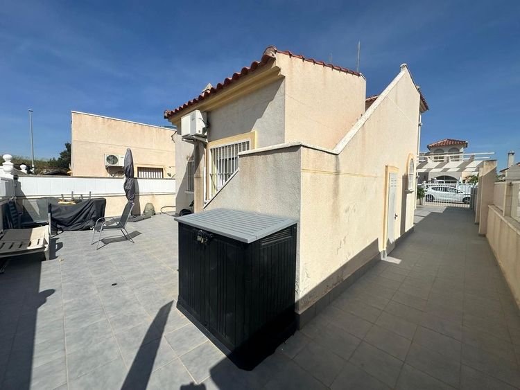 House | Resale in Algorfa in Algorfa, Costa Blanca - Photo 5