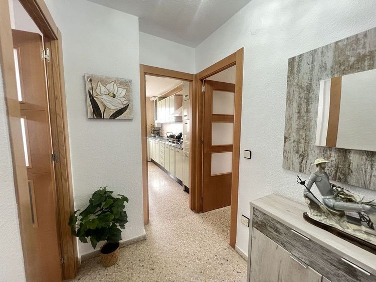 Apartment | Resale in Málaga in Málaga, Costa del Sol - Photo 2