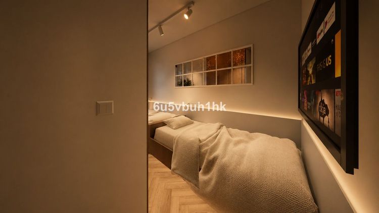 Apartment | Resale in Mijas Costa in Mijas Costa, Costa del Sol - Photo 4