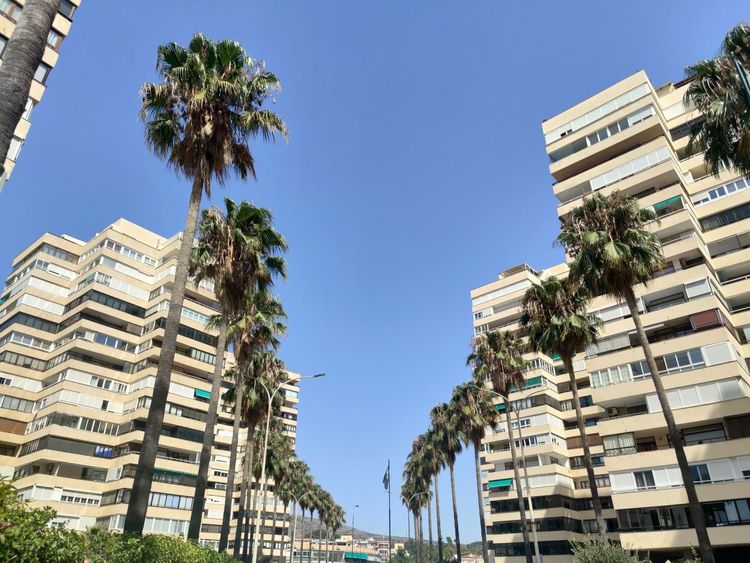 Apartment | Resale in Playamar in Playamar, Costa del Sol - Photo 2