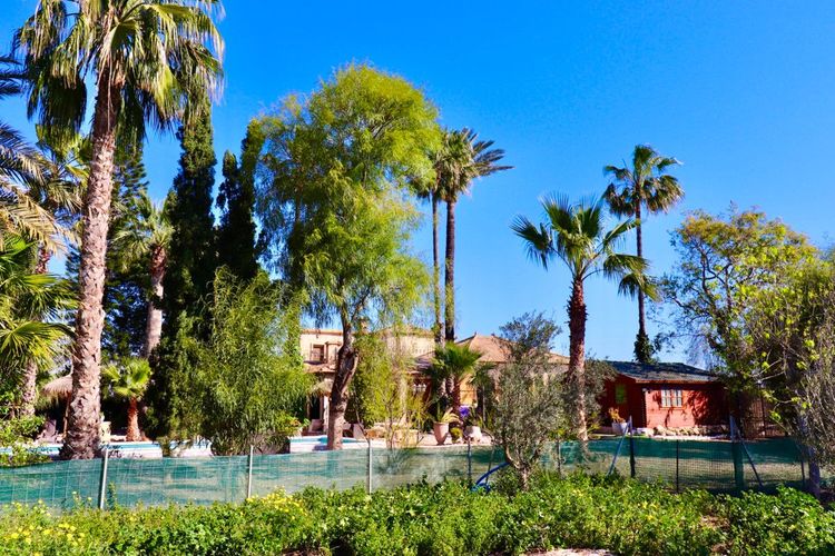 House | Resale in Heredades in Heredades, Costa Blanca - Photo 2