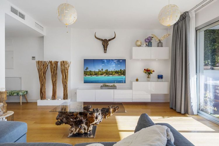 Apartment | Resale in Mijas Costa in Mijas Costa, Costa del Sol - Photo 5