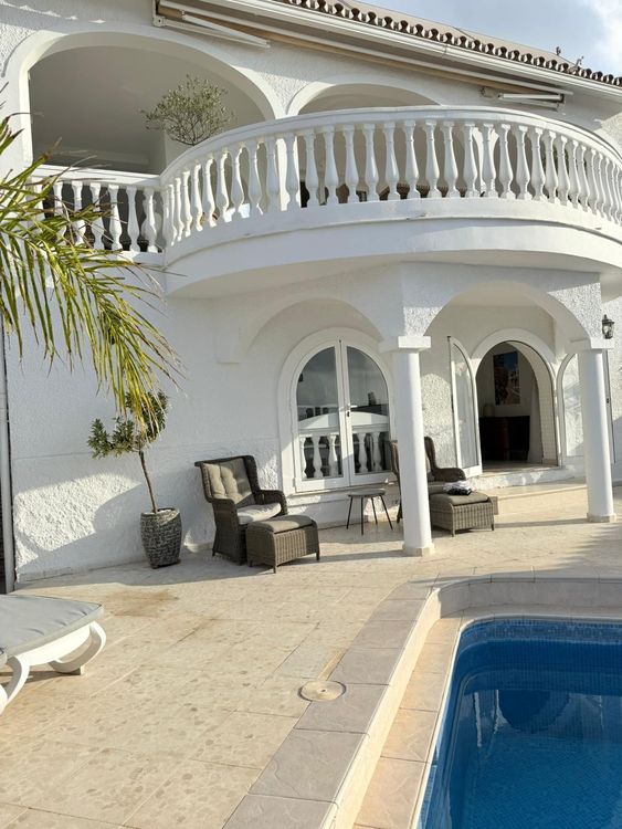 House | Resale in La Capellania in La Capellania, Costa del Sol - Photo 3