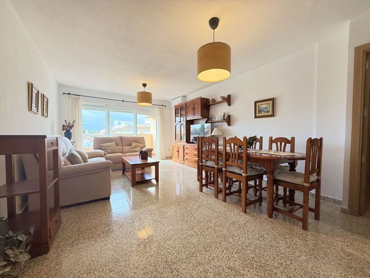 Apartment | Resale in San Luis de Sabinillas in San Luis de Sabinillas, Costa del Sol - Photo 4