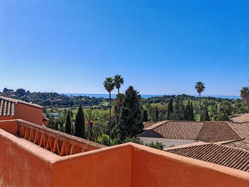 Penthouse | Resale in Benahavís — Benahavís Pueblo, Costa del Sol