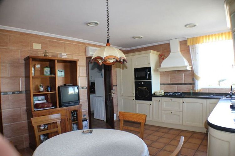 House | Resale in L'Alfás del Pi in L'Alfás del Pi, Costa Blanca - Photo 5