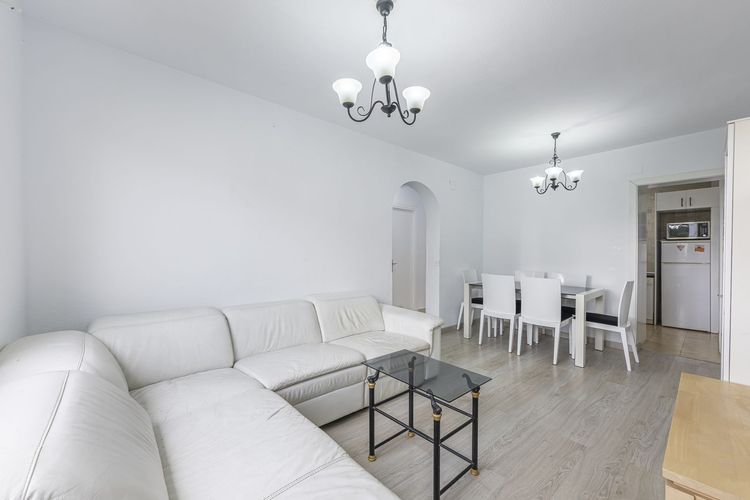 Apartment | Resale in Estepona in Estepona, Costa del Sol - Photo 5