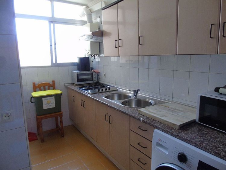 Apartment | Resale in Fuengirola in Fuengirola Others, Costa del Sol - Photo 3