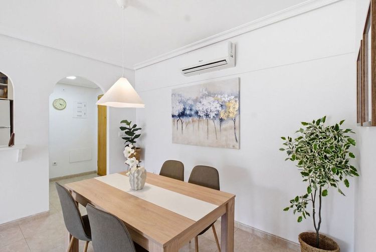 Apartment | Resale in Playa Flamenca in Playa Flamenca, Costa Blanca - Photo 5