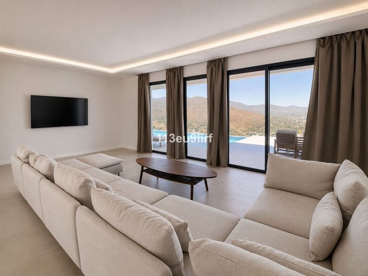 House | Resale in La Cala Golf in La Cala Golf, Costa del Sol - Photo 2