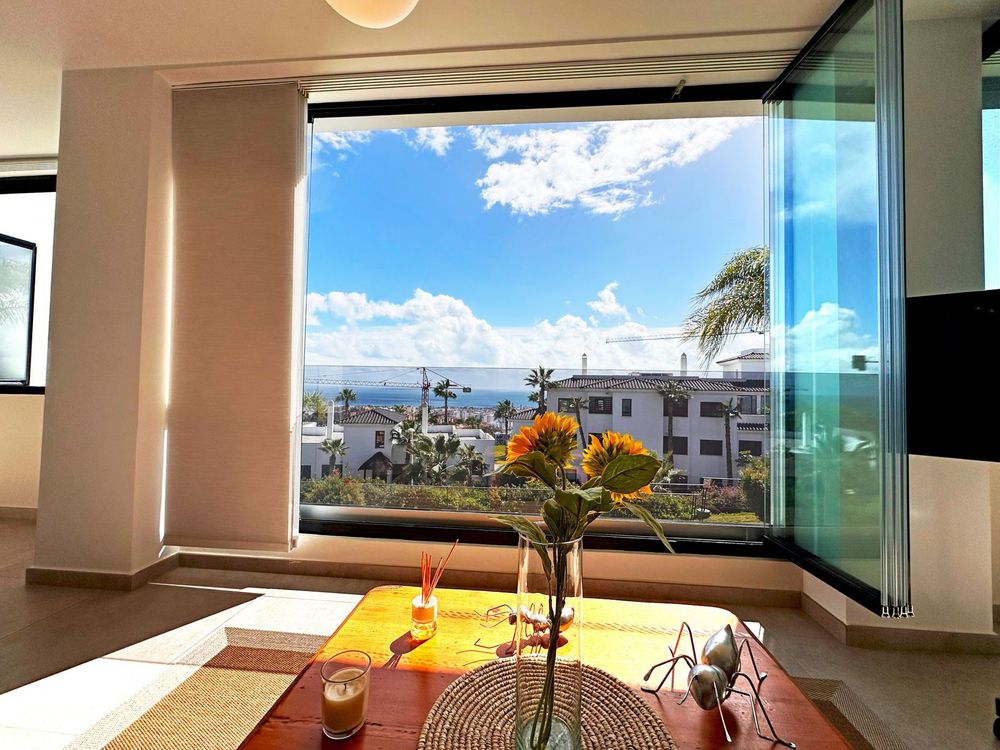 Apartment | Resale in Estepona in Estepona, Costa del Sol - Main property photo