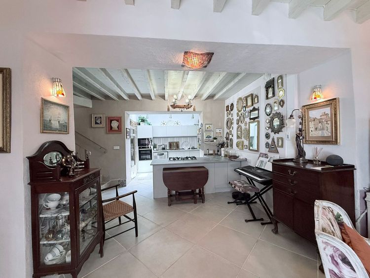 House | Resale in Monda in Monda, Costa del Sol - Photo 5