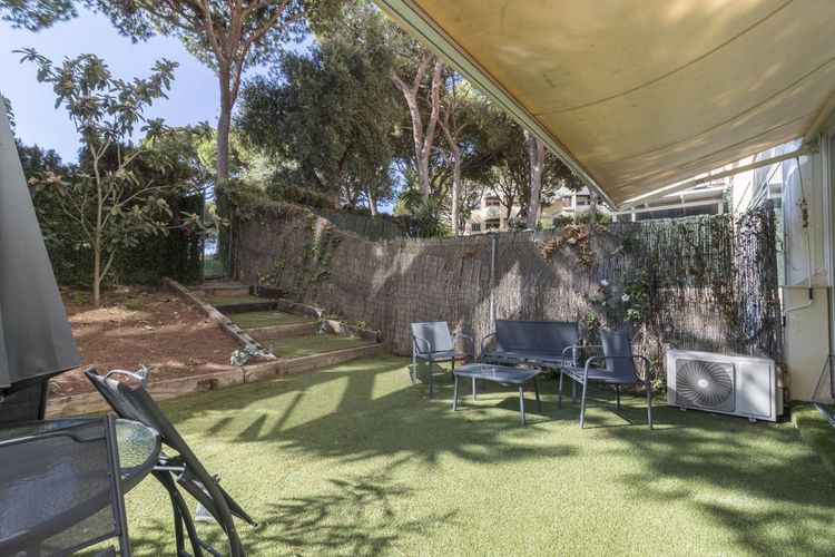 Apartment | Resale in Calahonda in Calahonda, Costa del Sol - Photo 3