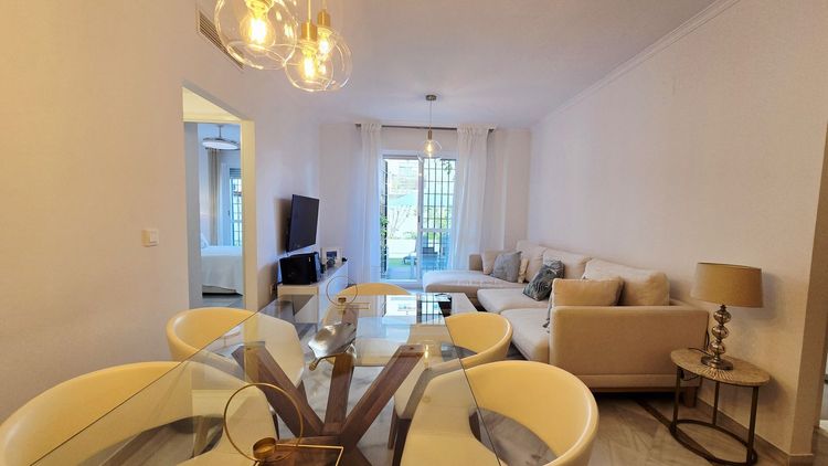 Apartment | Resale in Nueva Andalucía in Nueva Andalucía Others, Costa del Sol - Photo 4