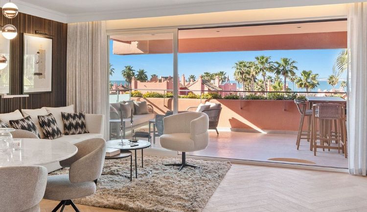 Penthouse | Resale in Estepona - Development photo 1