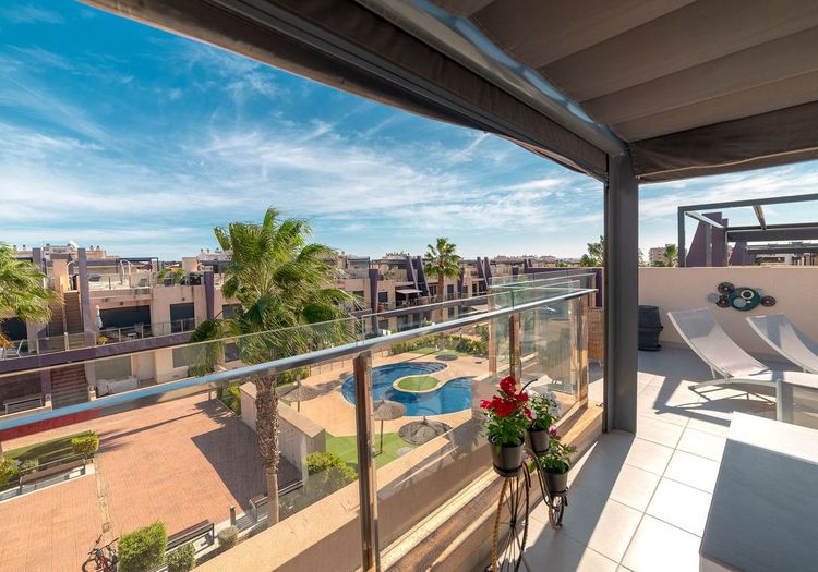 Penthouse | Resale in Mil Palmeras in Mil Palmeras, Costa Blanca - Photo 4
