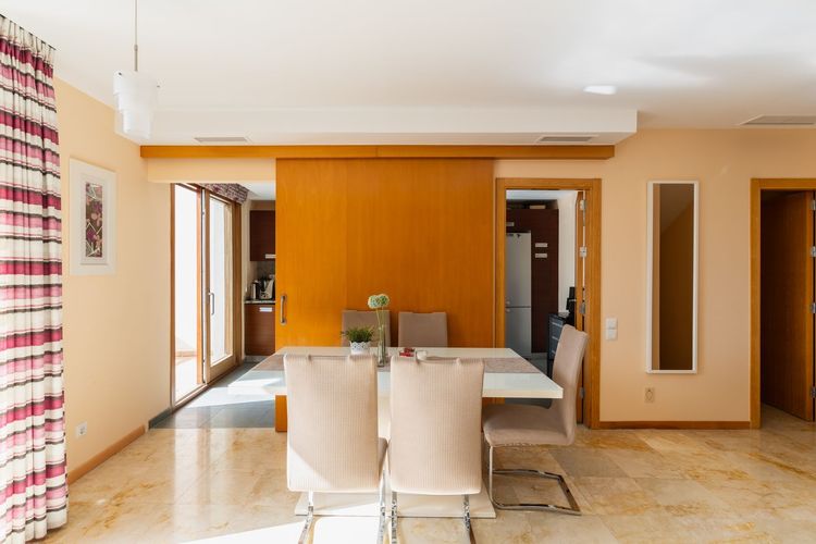 Apartment | Resale in Los Monteros in Los Monteros, Costa del Sol - Photo 5